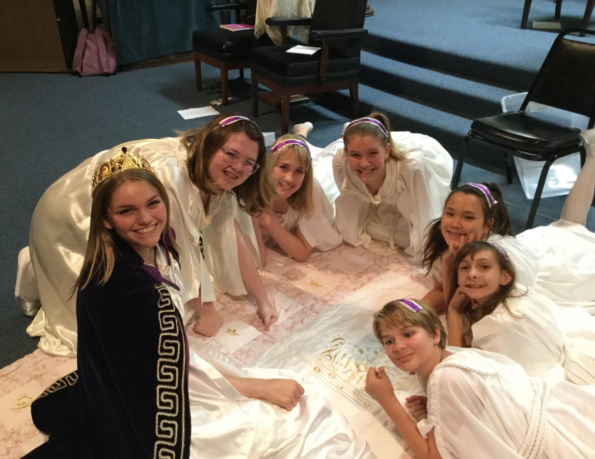 Honored Queen's Farewell, Quilt Presentation - May 2019
