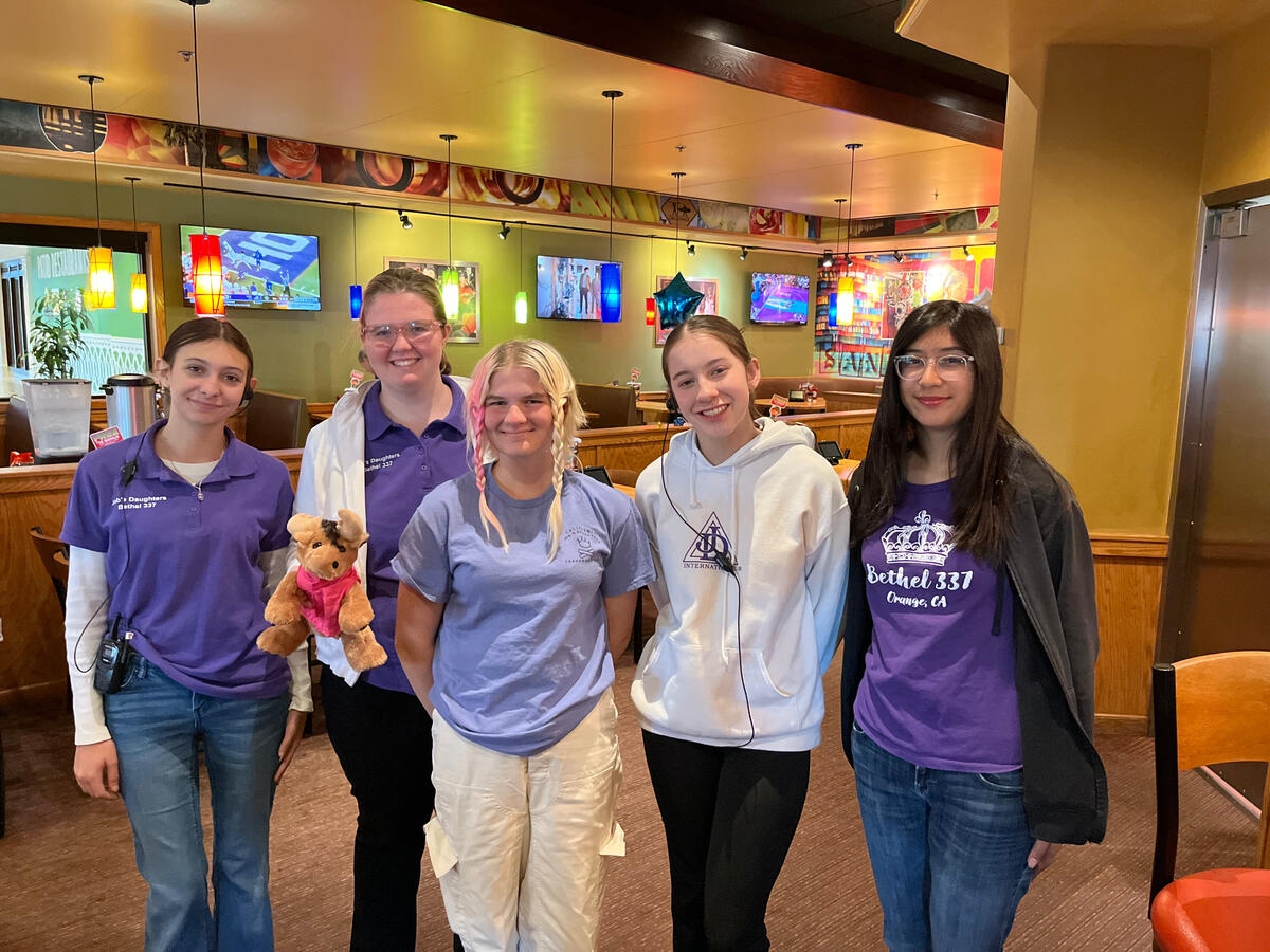 Applebee's Fundraiser - November 2023